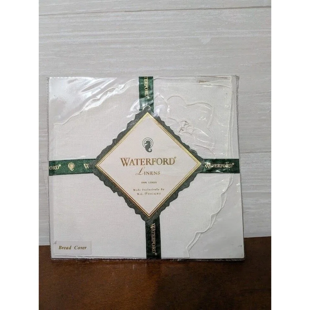 NEW Vintage 1996 Waterford Linens Castlemaine White Bread Cover 100% Linen 16x16
